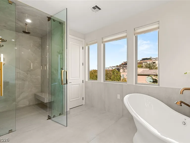 1635 Liege Dr — Photo 42