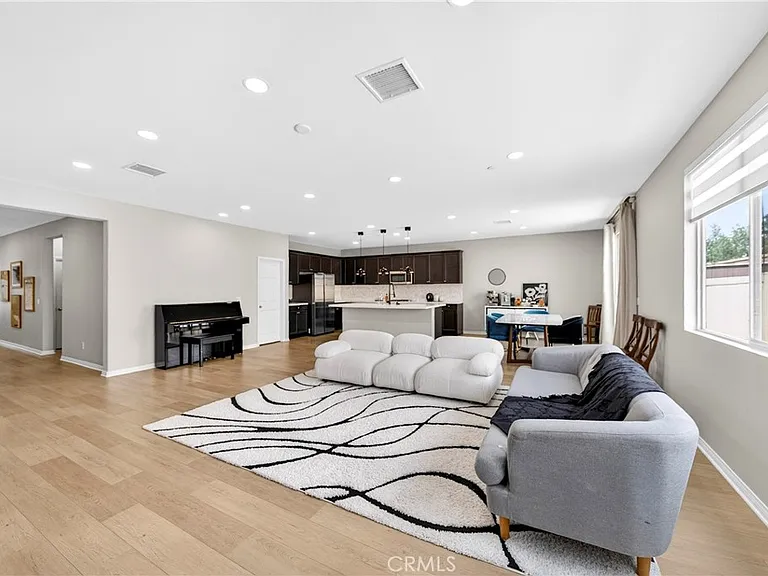 9521 Venetian Way — Photo 43