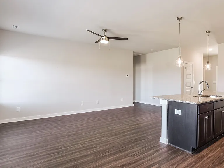 26289 Beech Grove Ln — Photo 2