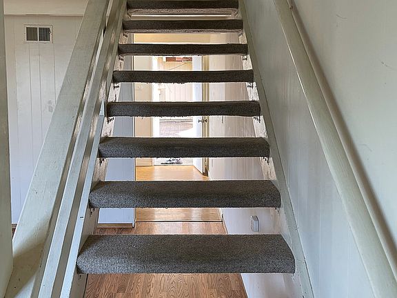 Living room Stairway