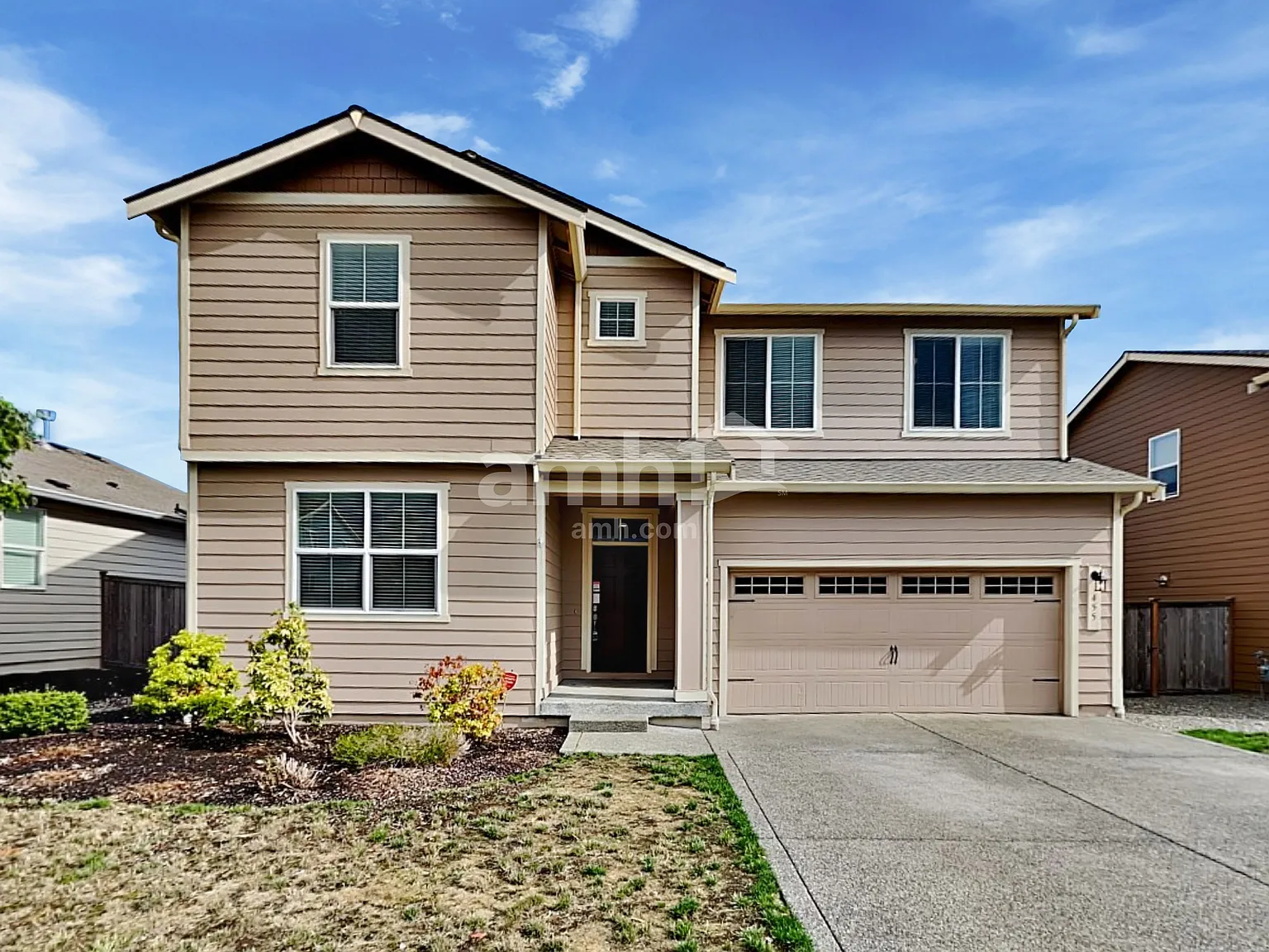 5 bed, 3.0 bath, 2592 sqft, $3,705 — Photo 1