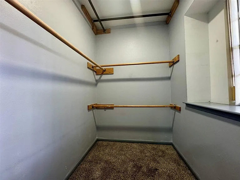 10010 Knoboak Dr — Photo 13