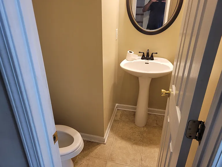 618 Millrun Ct — Photo 22
