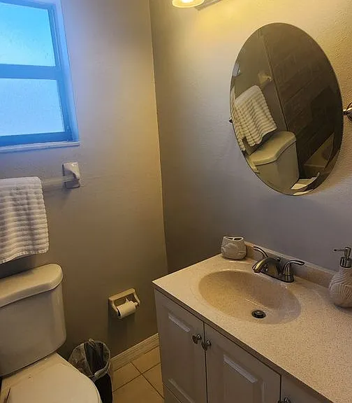 8208 Presidential Ct — Photo 30