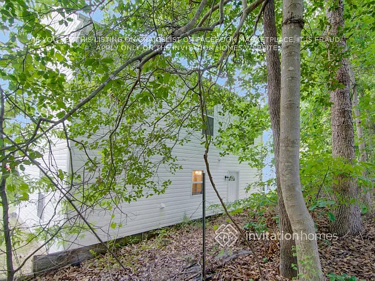 3706 Wyndcliff Ct — Photo 24