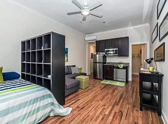 2nd image of 11 Spruce Pl #7