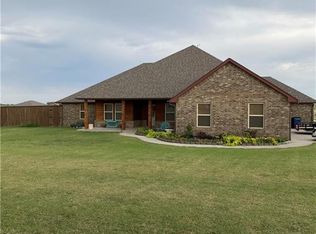 160 Lariat St, El Reno, OK 73036