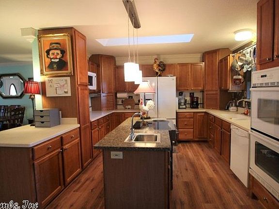 5th image of 114 Honolulu Ct