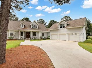 4 Hidden Lake Ct, Bluffton, SC 29910