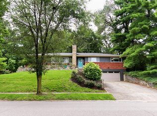 1401 Holman View Dr, Cincinnati, OH 45215