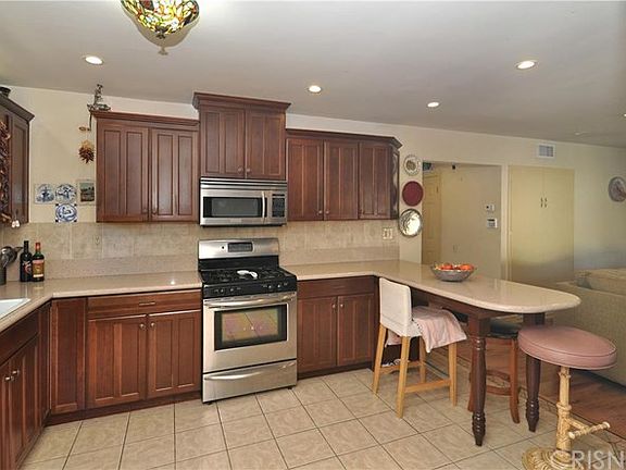 4th image of 23435 Welby Way