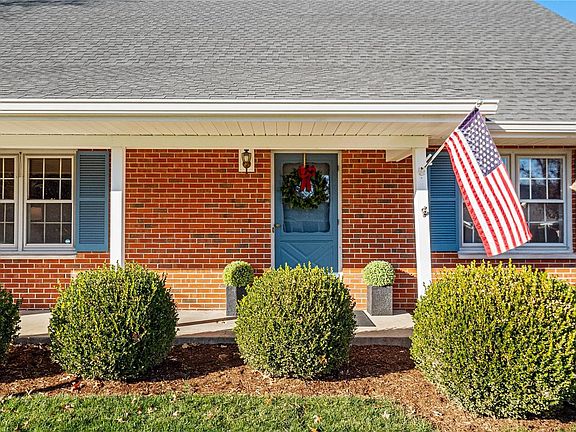 2nd image of 9229 Saddlebrook Dr