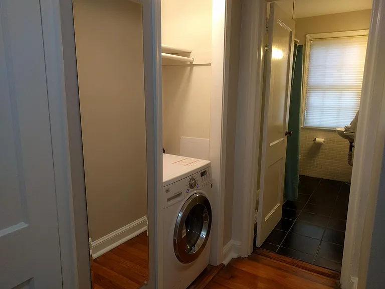 1301 S Walter Reed Dr — Photo 10