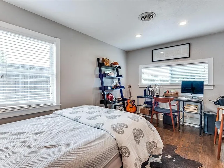 3704 Park Ln — Photo 15