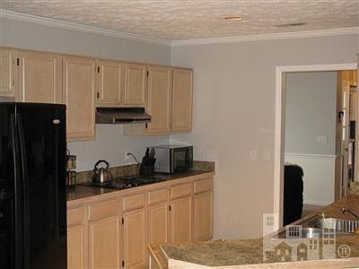 4th image of 305 Haig Drive