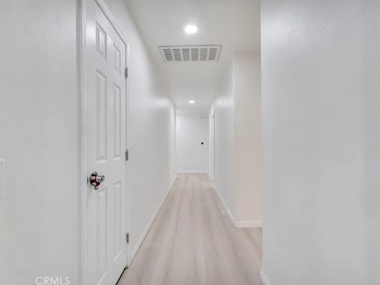 7701 Baird Ave — Photo 34