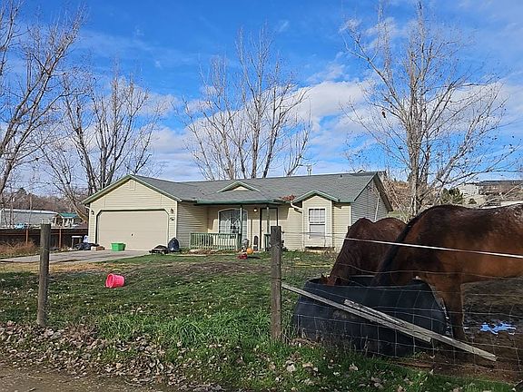 2nd image of 8688 Latimore Ln