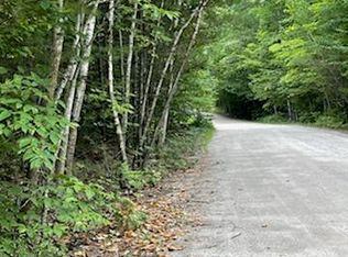 34 Dunton Rd, Naples, ME 04055