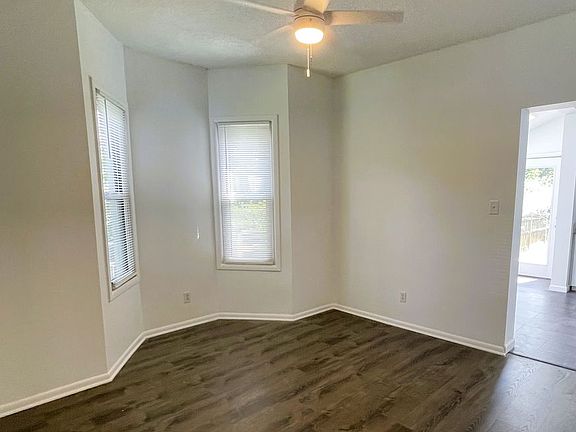 5th image of 3222 Walter Ave