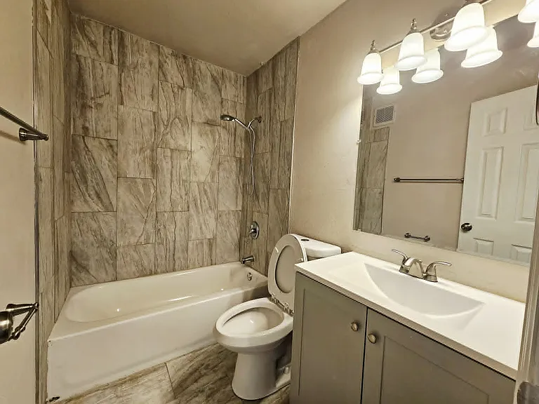 107 University Dr #1 — Photo 6