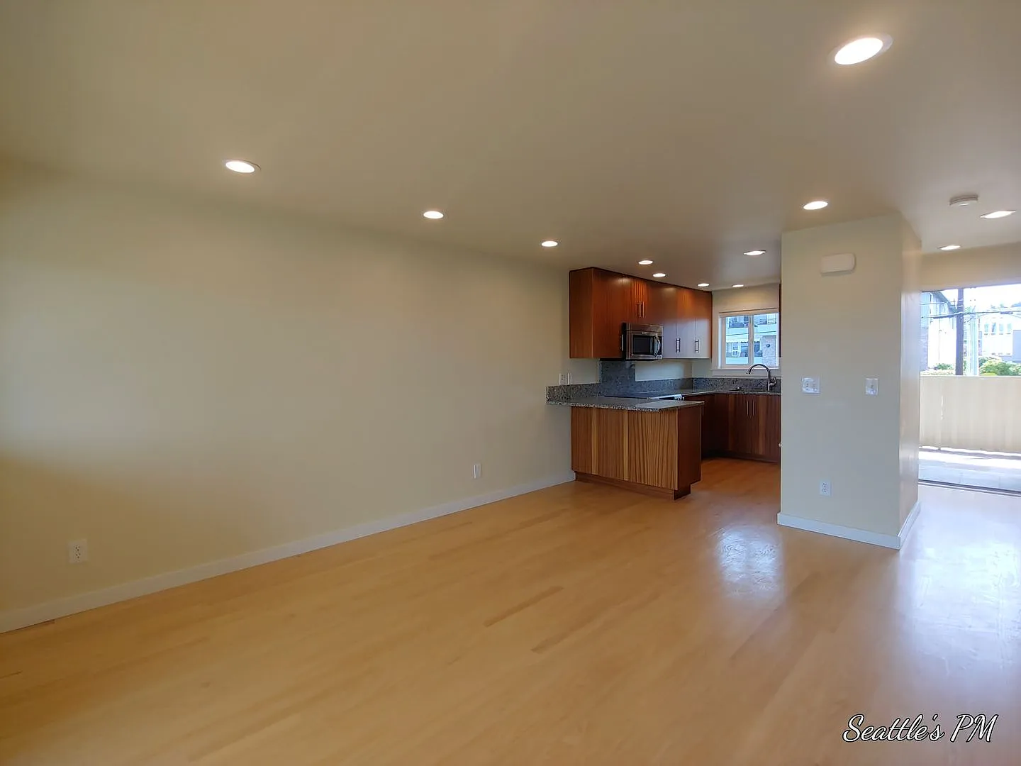 230 3rd Ave South — Photo 4
