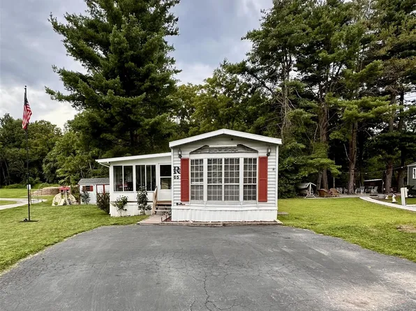 65 Water Loop, Pleasant Valley, NY 12569