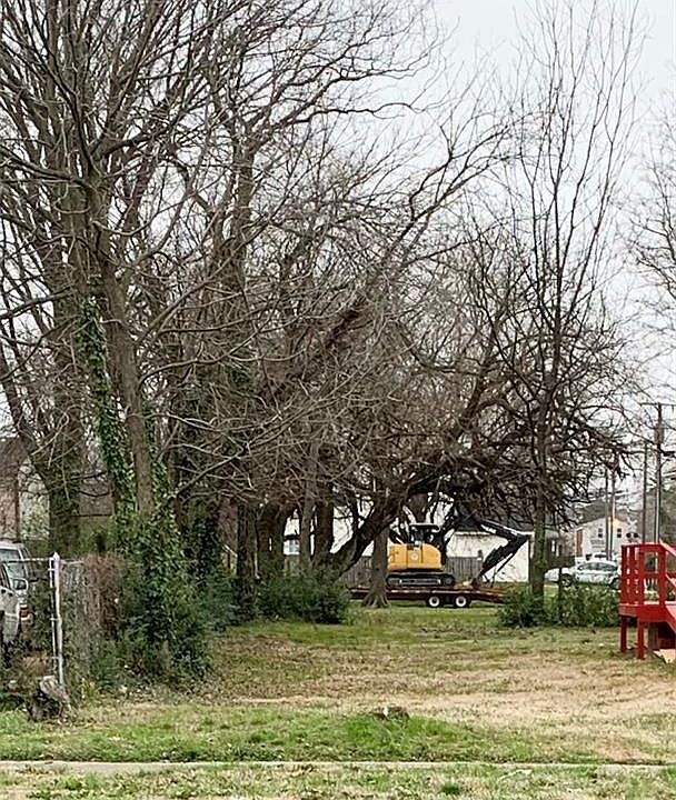 1st image of 1249 Maltby Ave