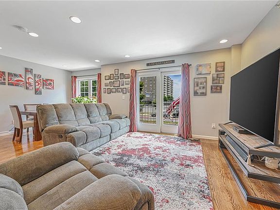 3rd image of 103-02 Rockaway Beach Blvd #2B