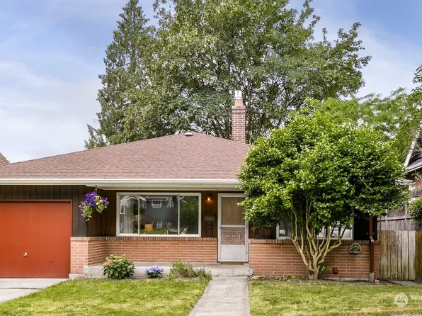 6217 27th Avenue NE, Seattle, WA 98115