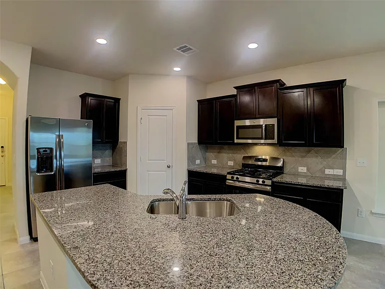 13911 Stripling Ln #22 — Photo 5