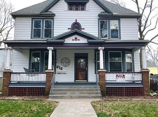 613 W Hill St FLOOR 2, Champaign, IL 61820