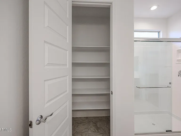 8752 W Medlock Dr — Photo 26