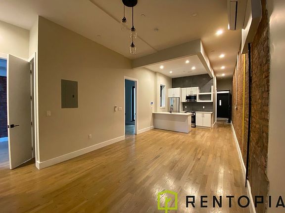 2nd image of 90 Manhattan Ave #1C
