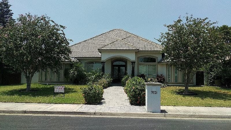 1st image of 7613 N Cynthia St