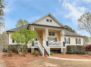 122 Hammond Dr, Canton, GA 30114