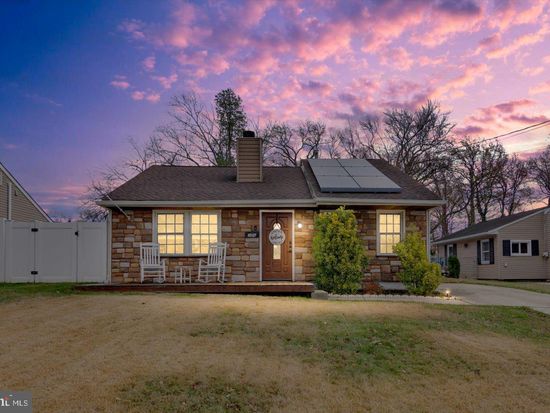 306 E Rudderow Ave, Maple Shade, NJ 08052