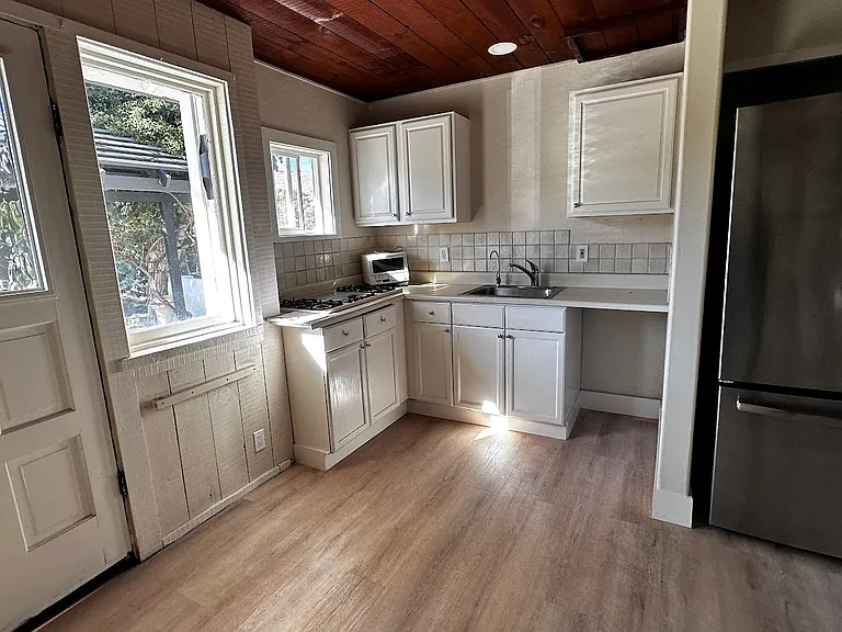 43 Laureles Grade Rd — Photo 4