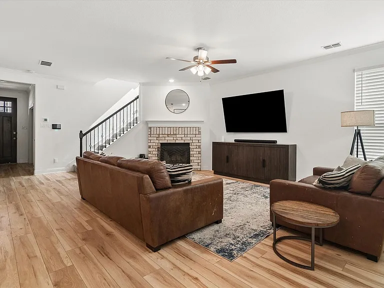 10032 Travis Dr — Photo 5