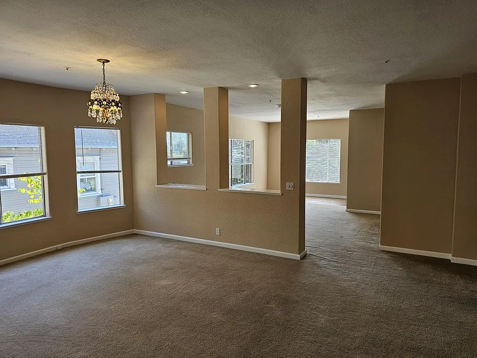 Dinning Room / Family Room