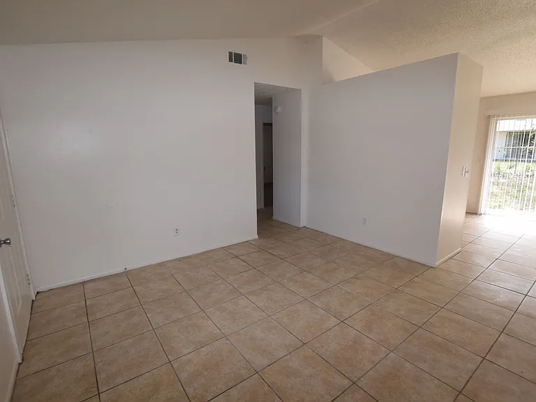 3264 Split Willow Dr — Photo 6