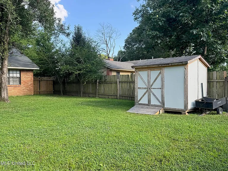 89 Twin Oaks Dr — Photo 6