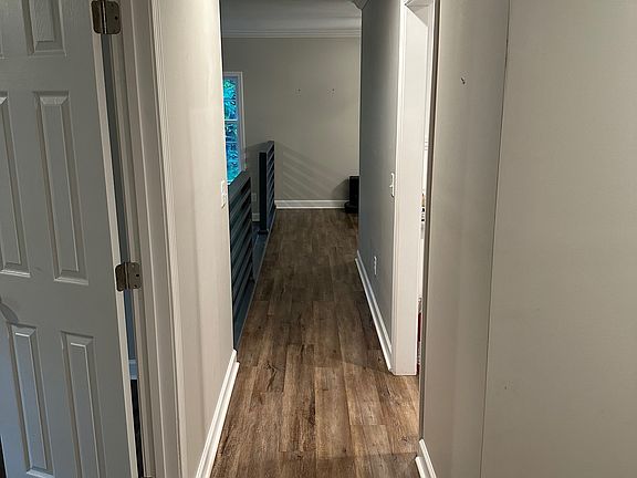Main hallway to LR/DR/Kitchen.