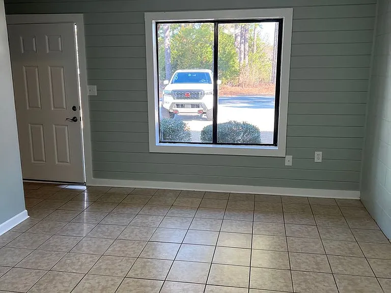 46 Allen Dr — Photo 8