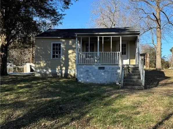 29 Circle Dr, Reidsville, NC 27320