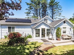1835 NW 32nd St, Lincoln City, OR 97367