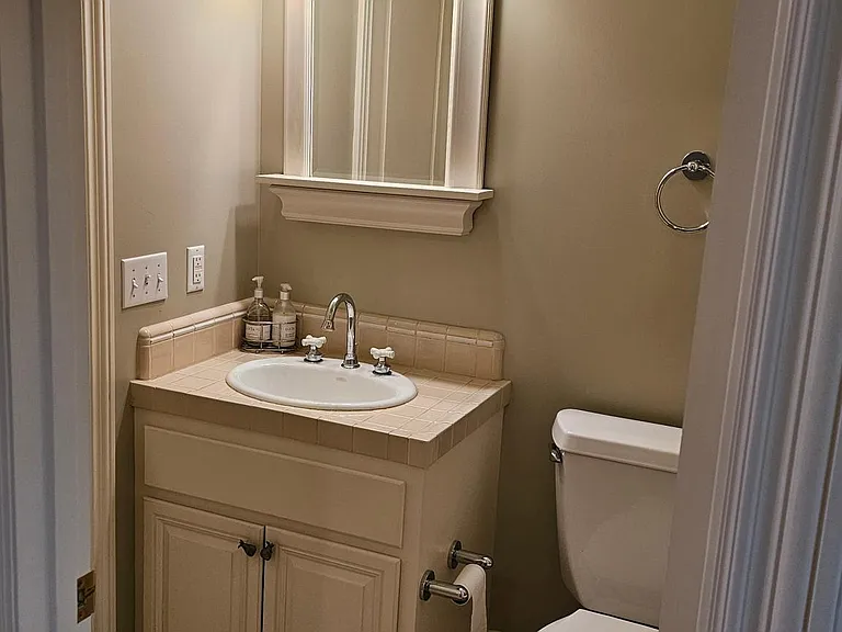 239 Upland Rd — Photo 33