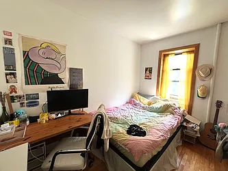 Rented by KNOCKKNOCK LLC