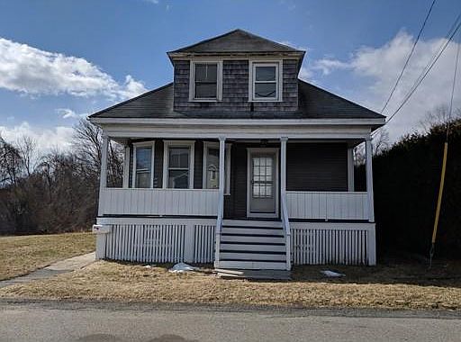 2nd image of 65 Center St