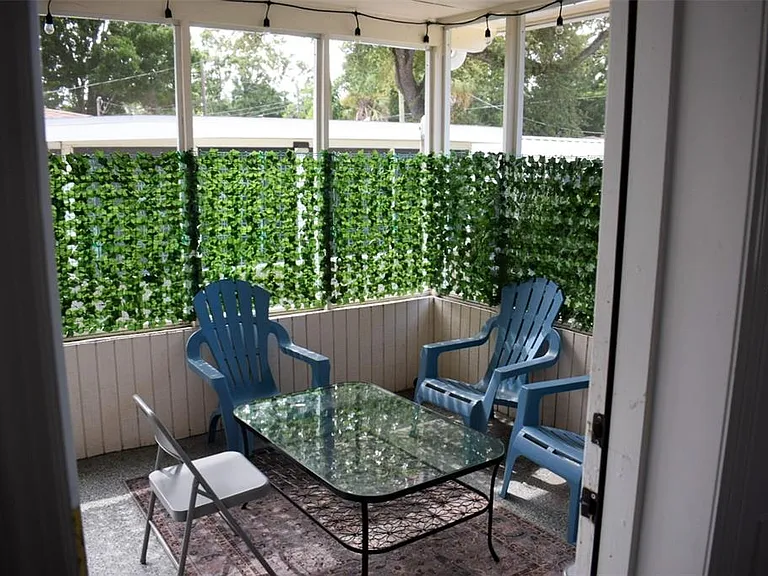 4306 W La Salle St — Photo 18