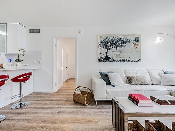 3rd image of 1698 S Ocean Ln APT 170